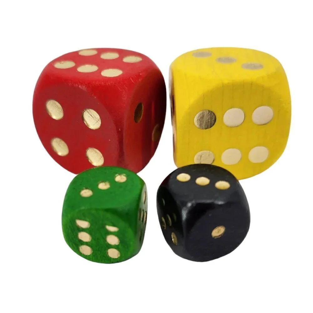 Vintage Discovery Toys Dice Games 4 Wood Dice Plus Plastic Cup